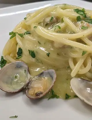 Ricetta Spaghetti con vongole veraci di Simone_bertuccelli