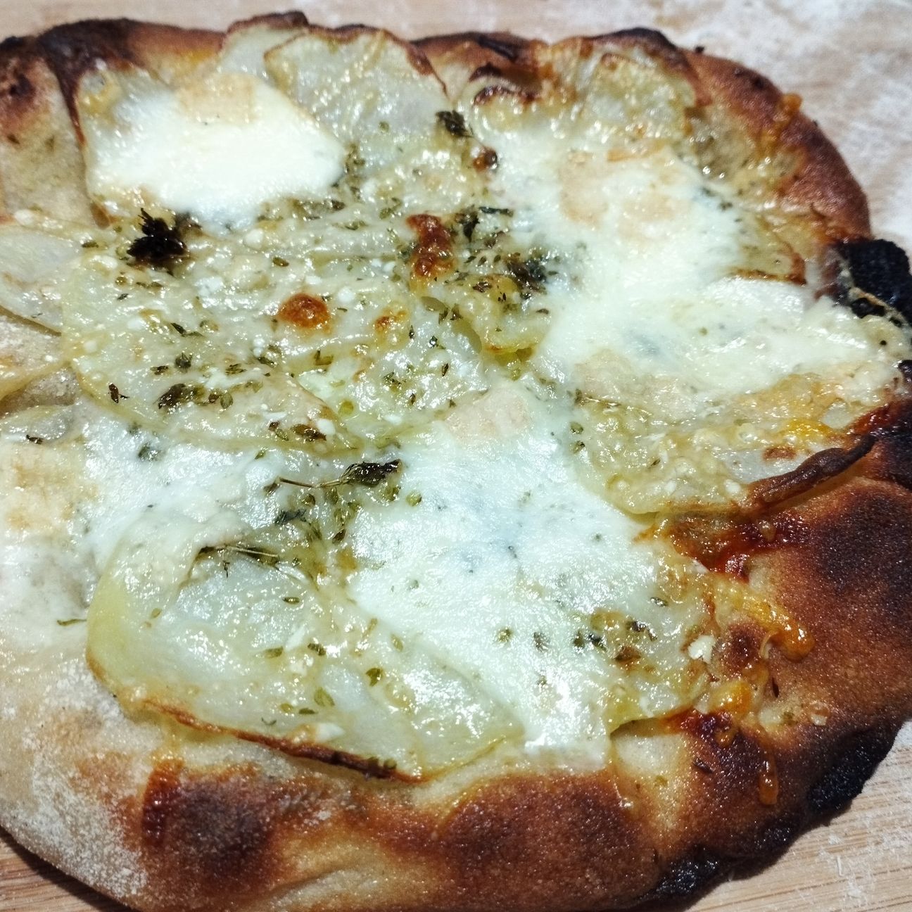 Pataleggio(pizza patate e taleggio)