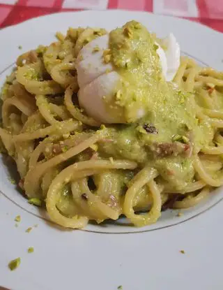 Ricetta Spaghettoni pistacchio, speck e burrata. di andrea219