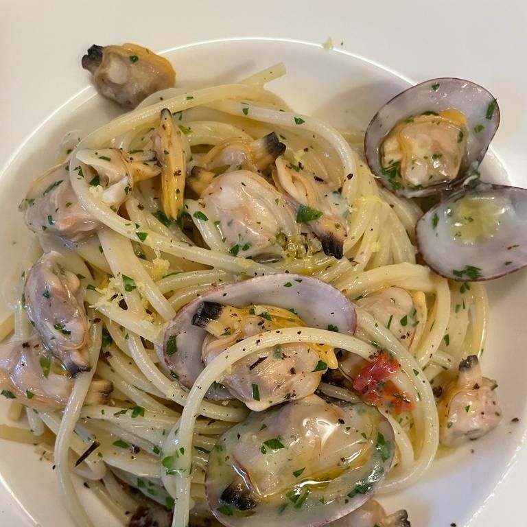 Spaghetti Alle Vongole Veraci e Limone