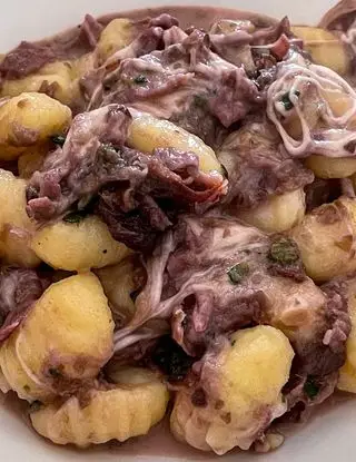 Ricetta Gnocchi con crema di radicchio, speck e mozzarella di giannidinatale86