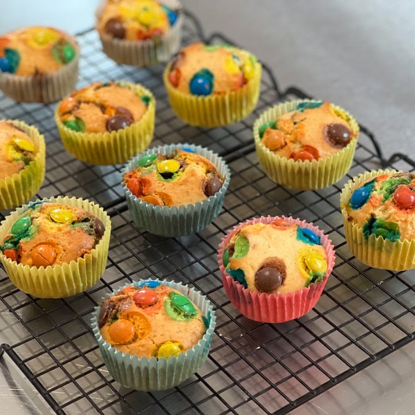 Muffin alla vaniglia con M&M'S al cioccolato