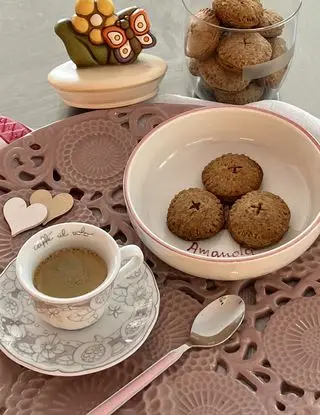 Ricetta Biscottini vegani alla vaniglia, con farina integrale, di farro e confettura di aamyy16