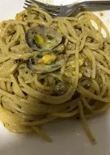 Ricetta Spaghetti con pesto di pistacchi e vongole