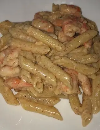 Ricetta Penne rigate con crema di mandorle e gamberetti di Lori