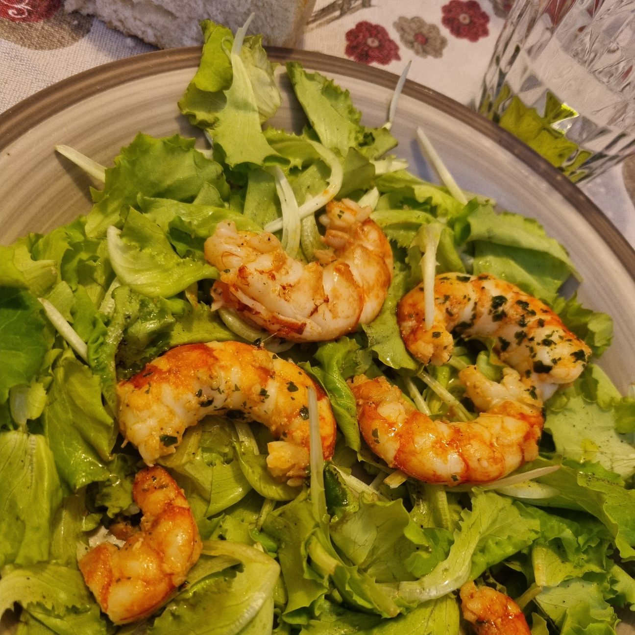 Gamberi e insalatina