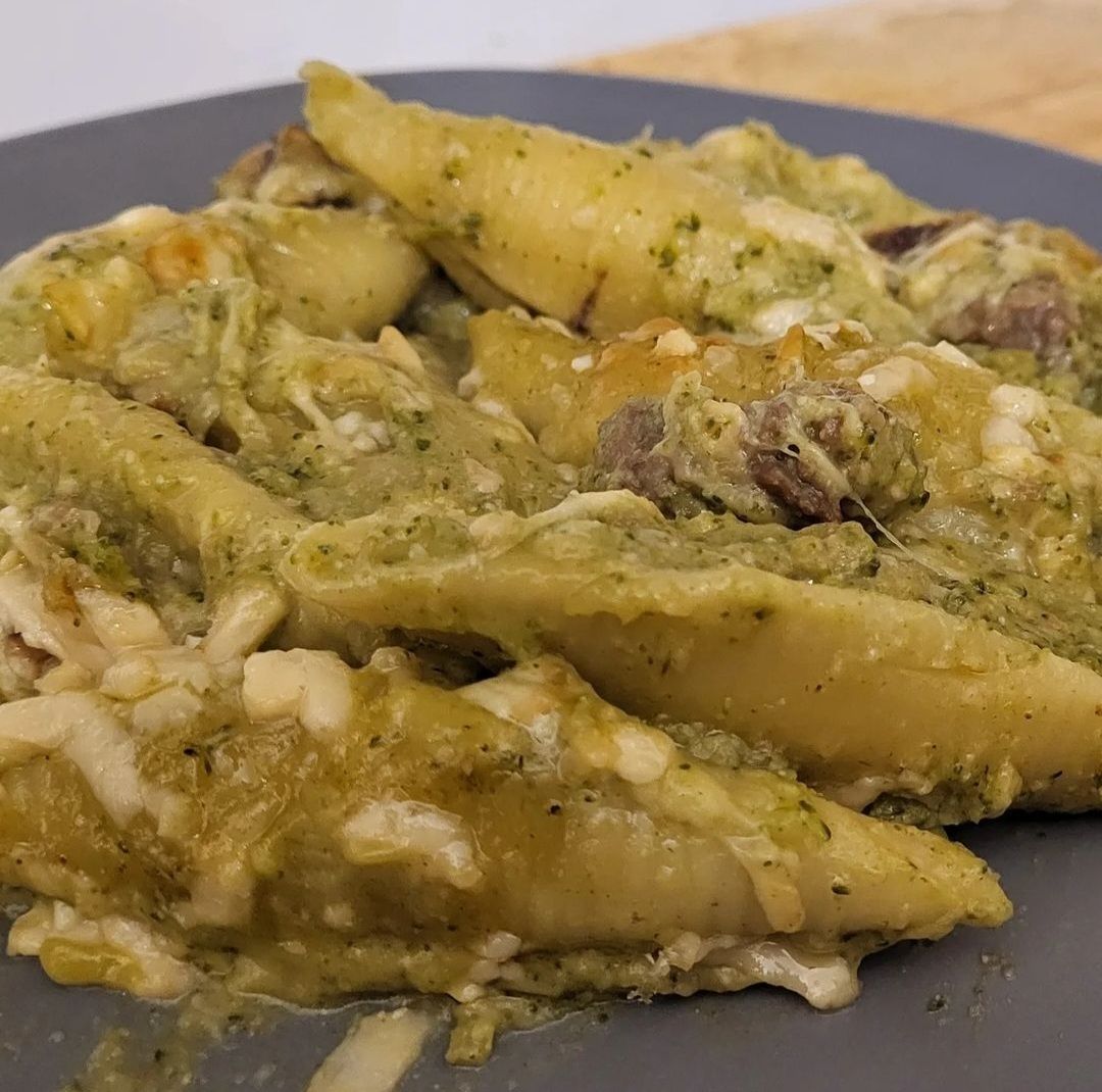 Conchiglie con crema di broccoli baresi