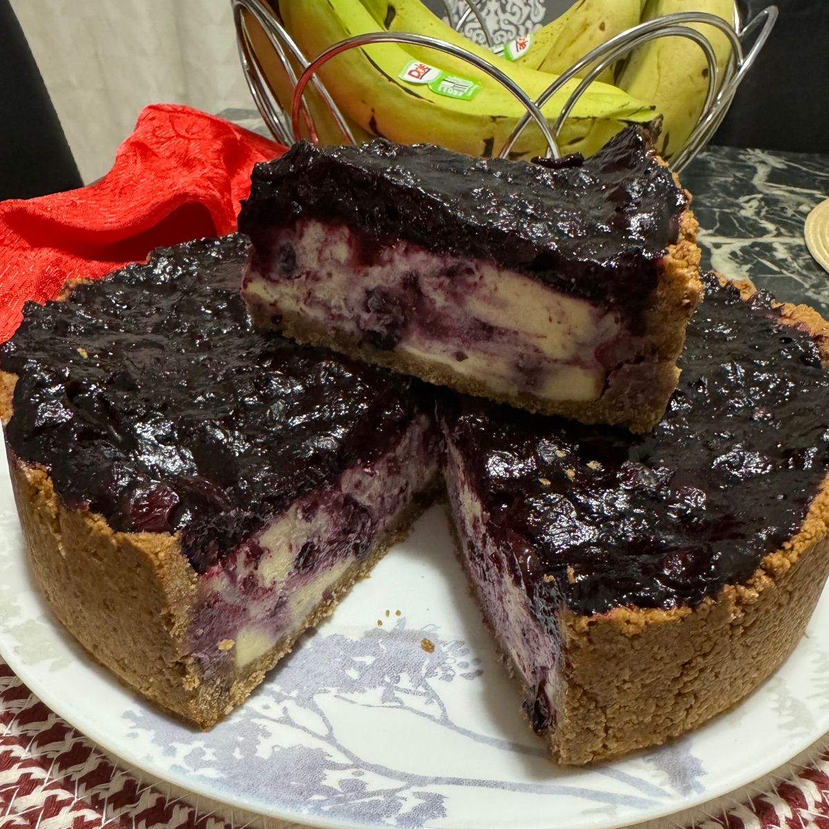 Cheesecake, blueberry 😋￼