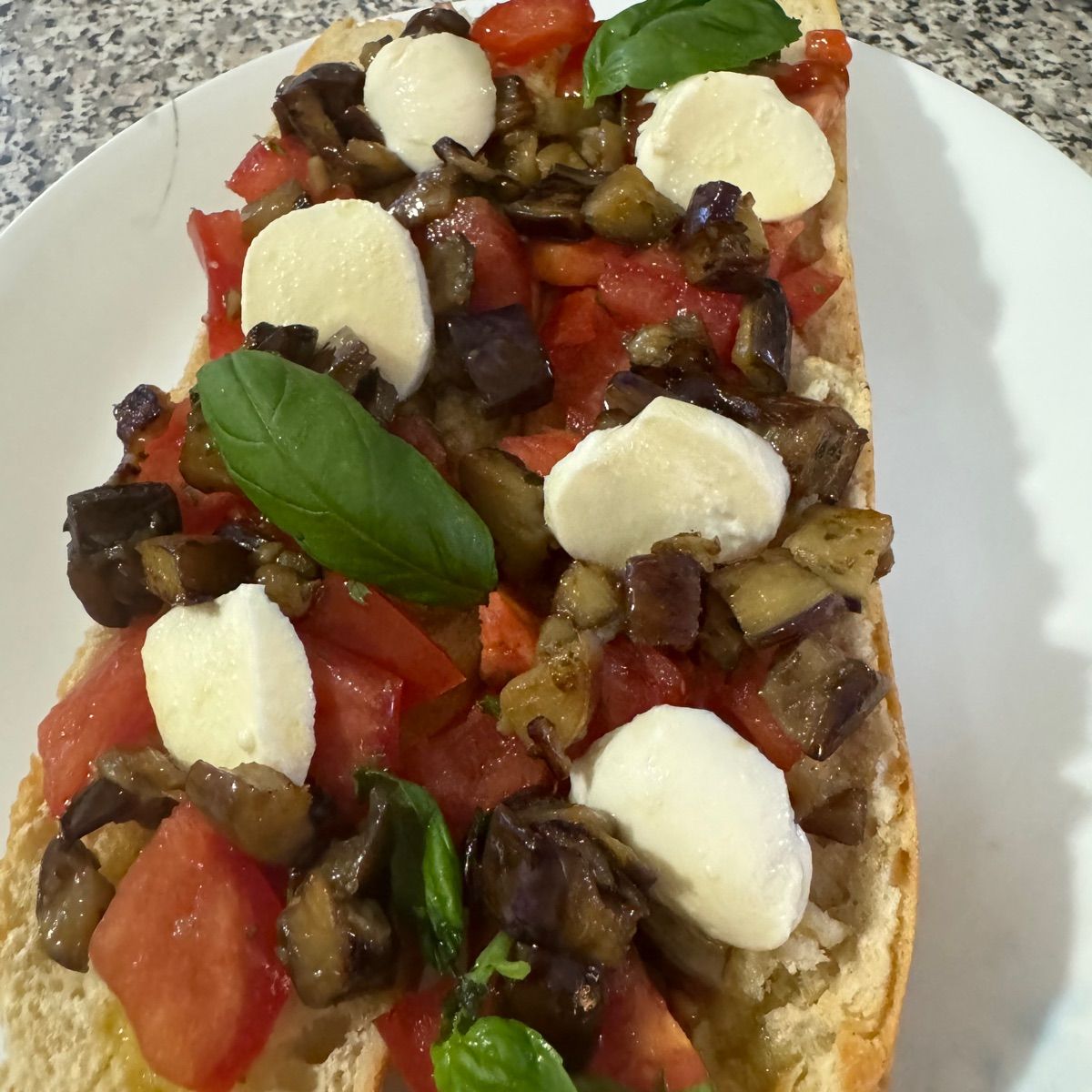 BRUSCHETTA CON MELANZANE 🍆E POMODORO 🍅🤤