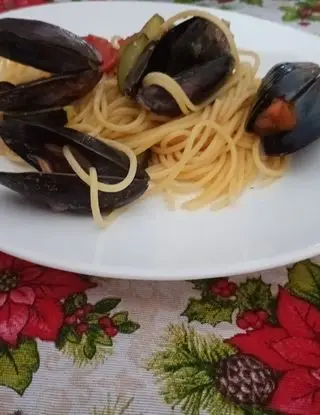 Ricetta Spaghetti cozze e zucchine di kut