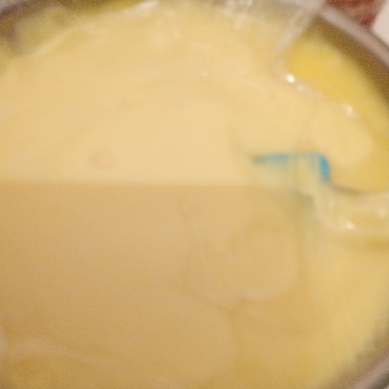 Ricetta base crema pasticcera con uova intere