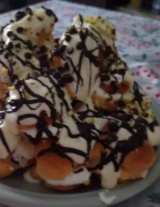 Ricetta Profiteroles ripieni di Chantilly alla francese + glassati Chantilly italiana di kut