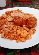 Ricetta Orecchiette di semola con sugo di polpette