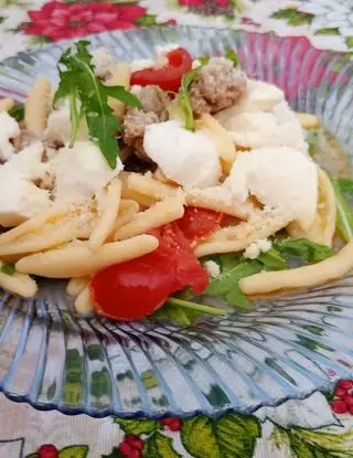 Ricetta Fusilli salsiccia pomodorino e Burrata di kut