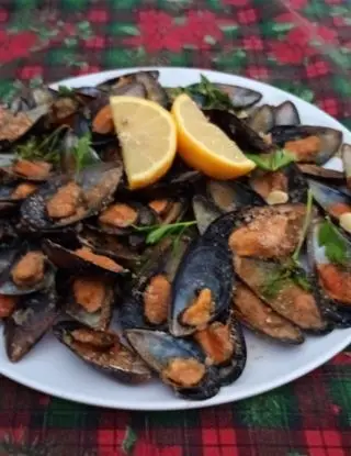 Ricetta Antipasto di Cozze mezzo guscio al forno di kut
