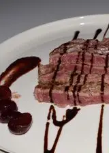 Ricetta Tagliata con salsa di ciliegie all'aceto balsamico