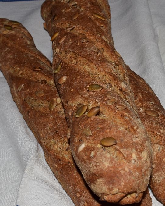 Sfilatini con farina di grano saraceno e farro con semi misti
