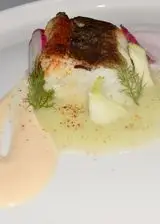 Ricetta Baccalà scottato su crema di finocchi con salsa ai ravanelli, salsa rosa e paprika affumicata