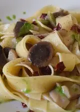 Ricetta Pappardella ai funghi cardoncelli e  peperoni cruschi