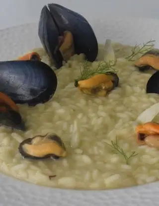 Ricetta Risotto ai finocchi con cozze tarantine. di Mamy.chef75