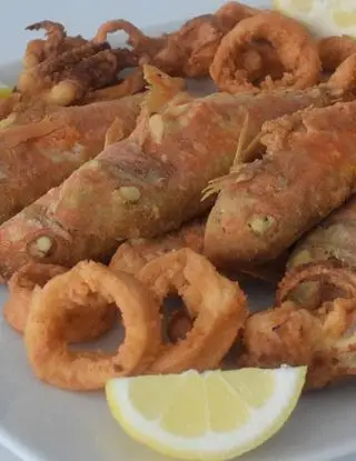 Ricetta Fritto di calamari e triglie di Mamy.chef75