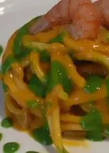 Ricetta Spaghettoni alla bisque di gamberi viola e crema di cime di rapa