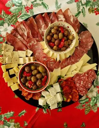 Ricetta Antipasto di salumi e formaggi #NataleAltaCucina di Mamy.chef75