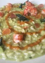 Ricetta Risotto agli asparagi con gamberi e bottarga di muggine.