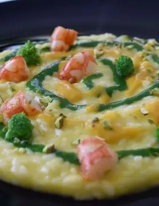 Ricetta Risotto al mango, crema di cime di rapa, gamberi e la loro bisque. di Mamy.chef75