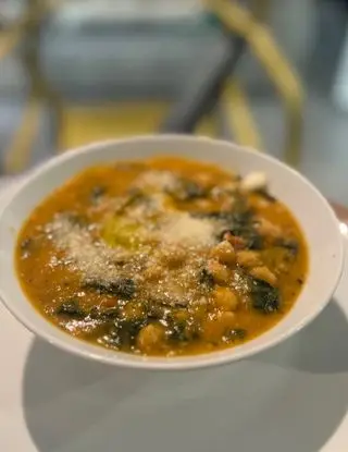 Ricetta Zuppa di ceci, pomodorini e cavolo nero di Rendemarco