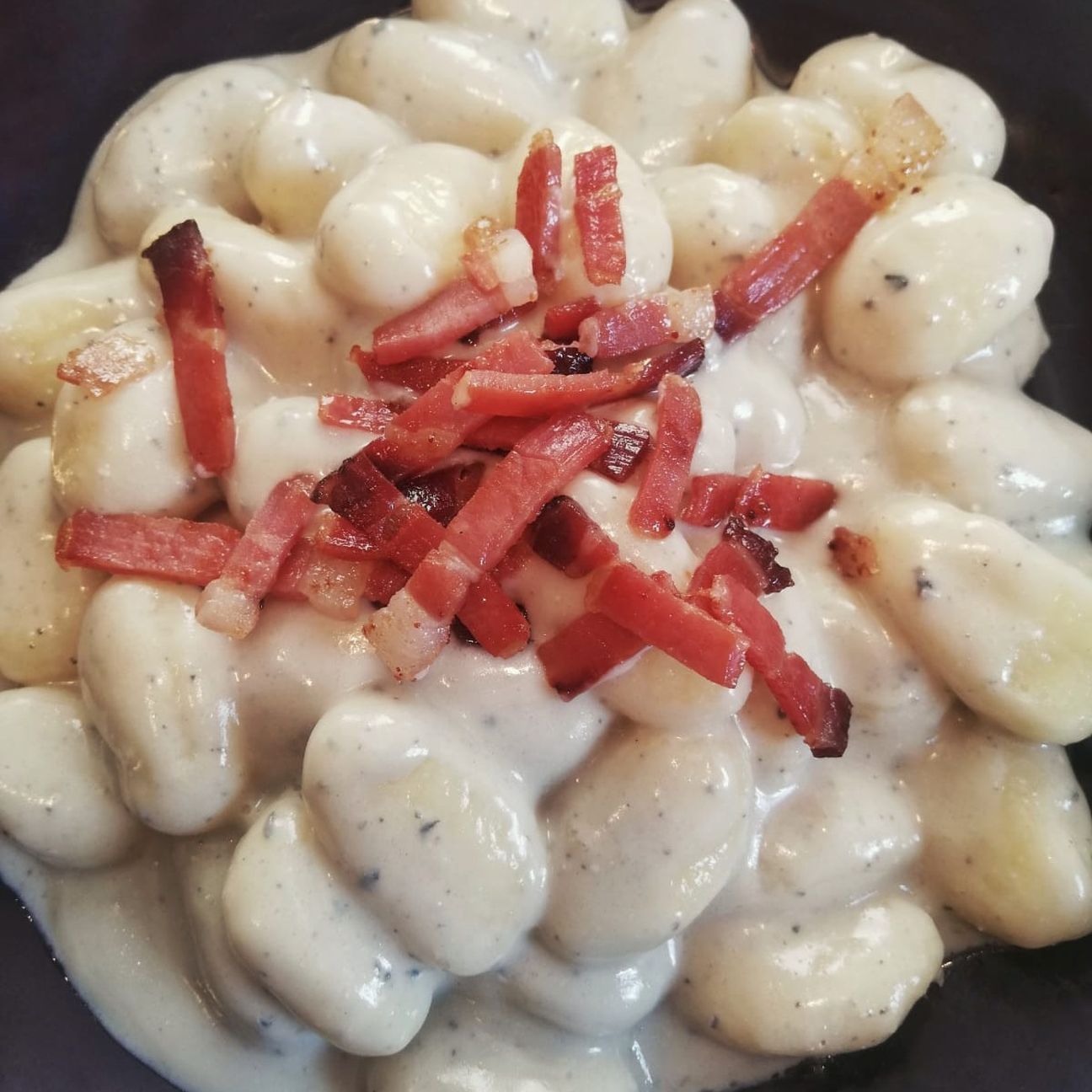 Gnocchi al Bleu d'Aoste e speck