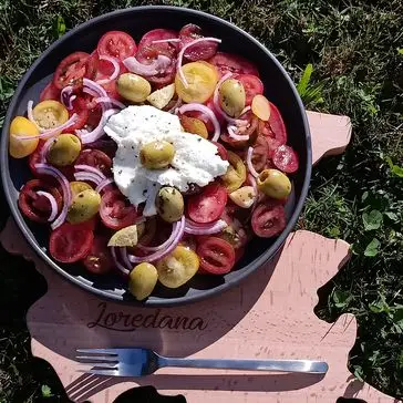 Ricetta Insalata di pomodori con olive di Loredana1