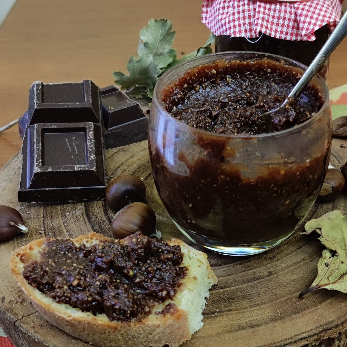 Crema spalmabile Castagne e cioccolato