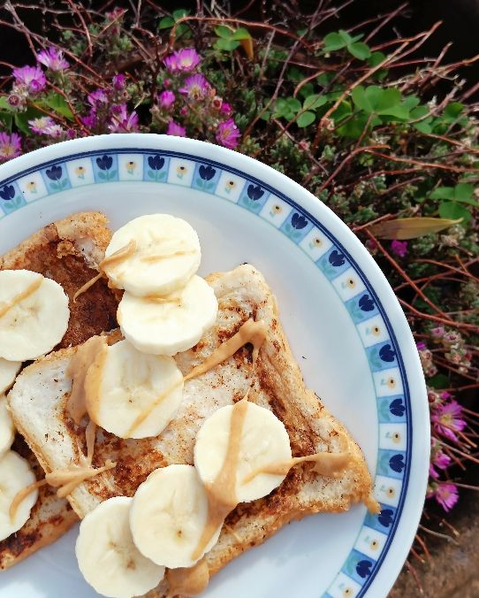 Fit french toast, banana e burro d'arachidi