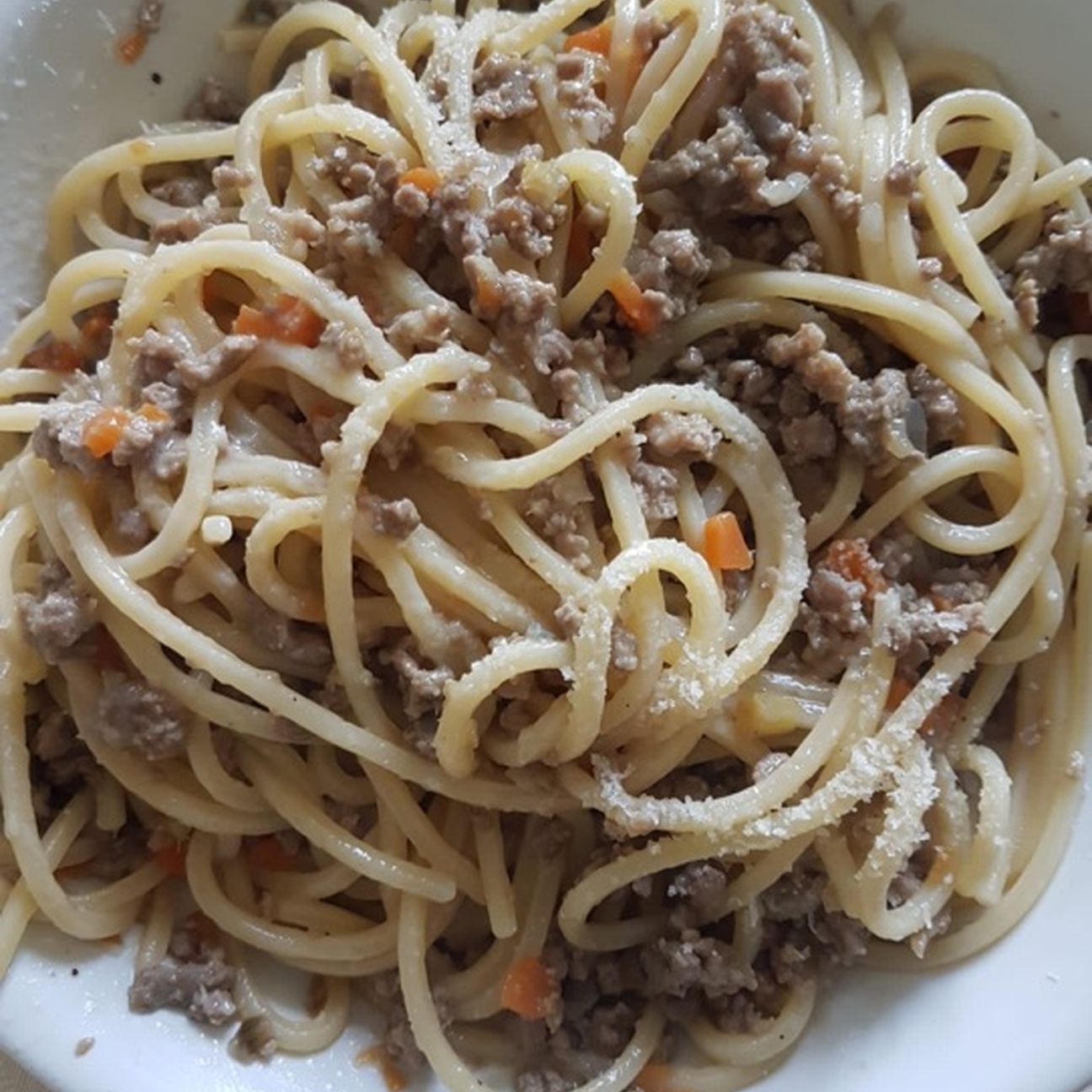 Spaghetti al ragù bianco