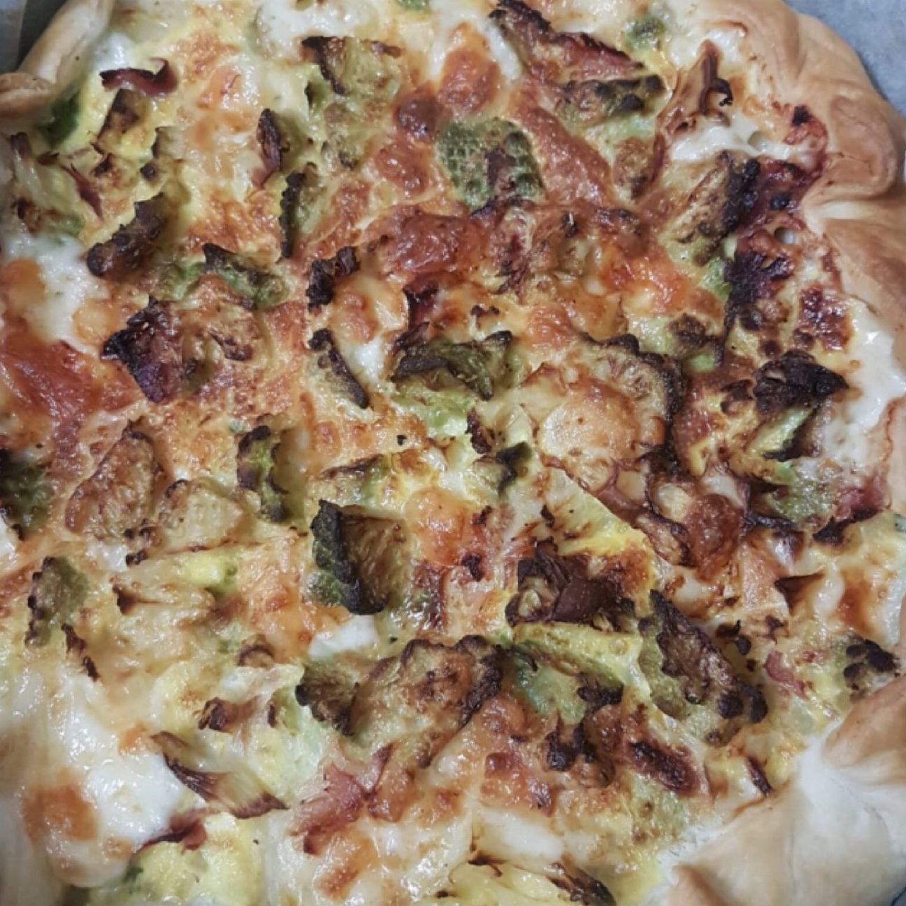 Torta rustica con broccoli asiago e prosciutto cotto