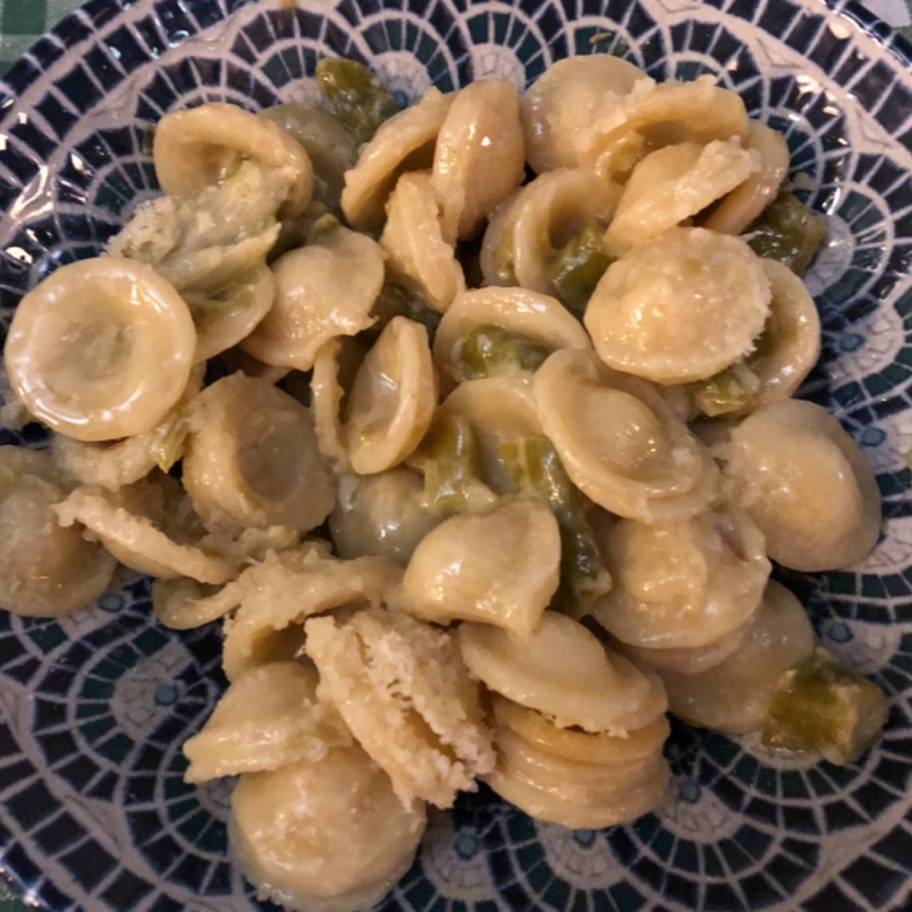Orecchiette con asparagi