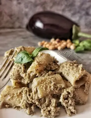 Ricetta Pesto di melanzane e nocciole di birraecaffelatte