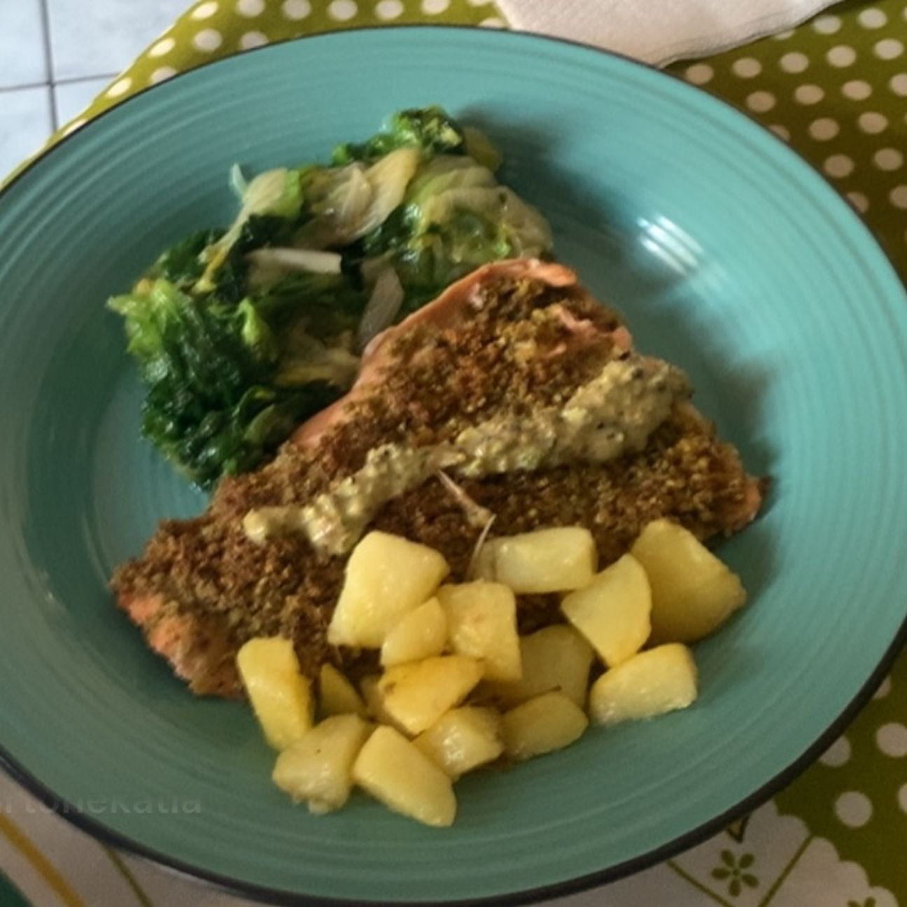 Salmone in crosta di pistacchi