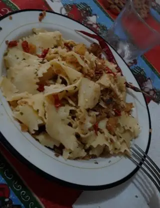 Ricetta Pasta con mollica e uvetta di diego_luca