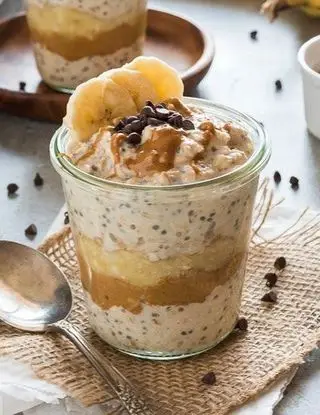 Ricetta Overnight Oats banana e burro d’arachidi di Magno