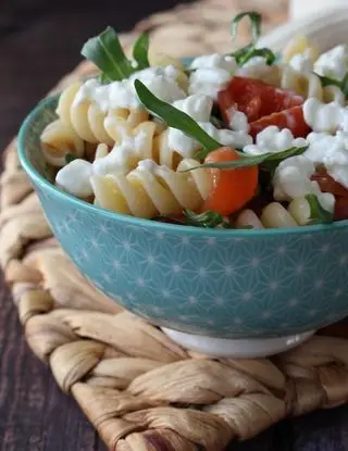 Ricetta Fusilli alla crudaiola con fiocchi di latte di Magno