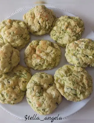 Ricetta Frittelle di zucchine al forno di stella._.angela