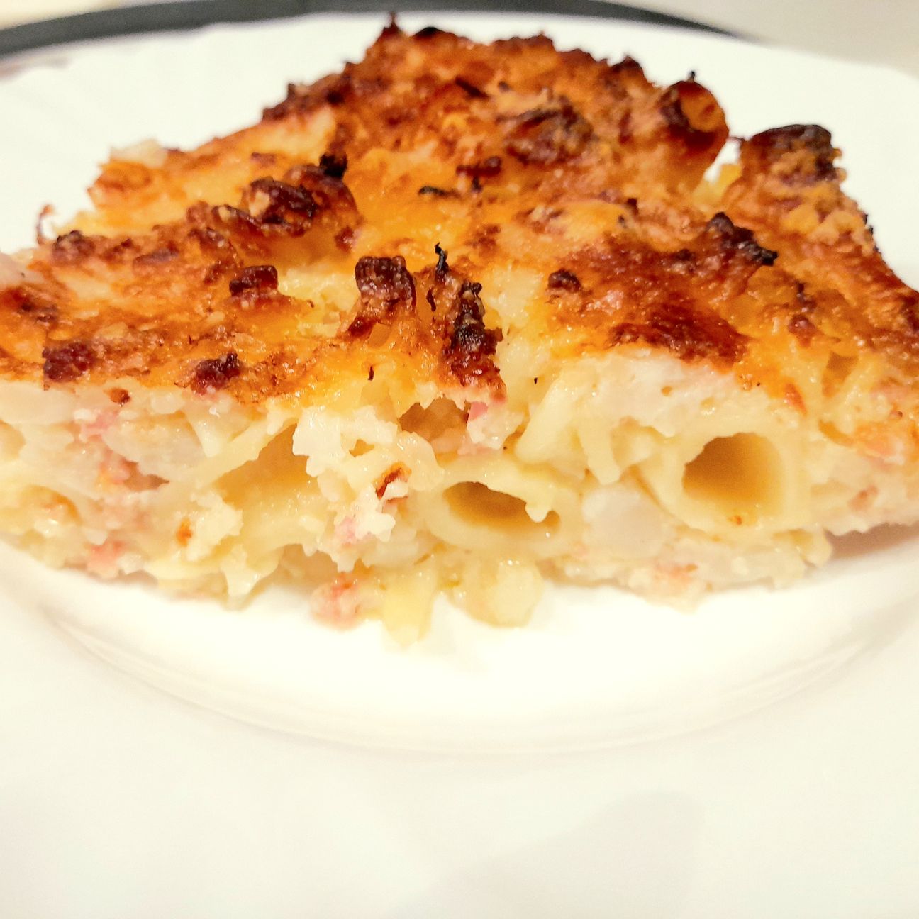 Pasta al forno con cavolfiore,salsiccia e scamorza