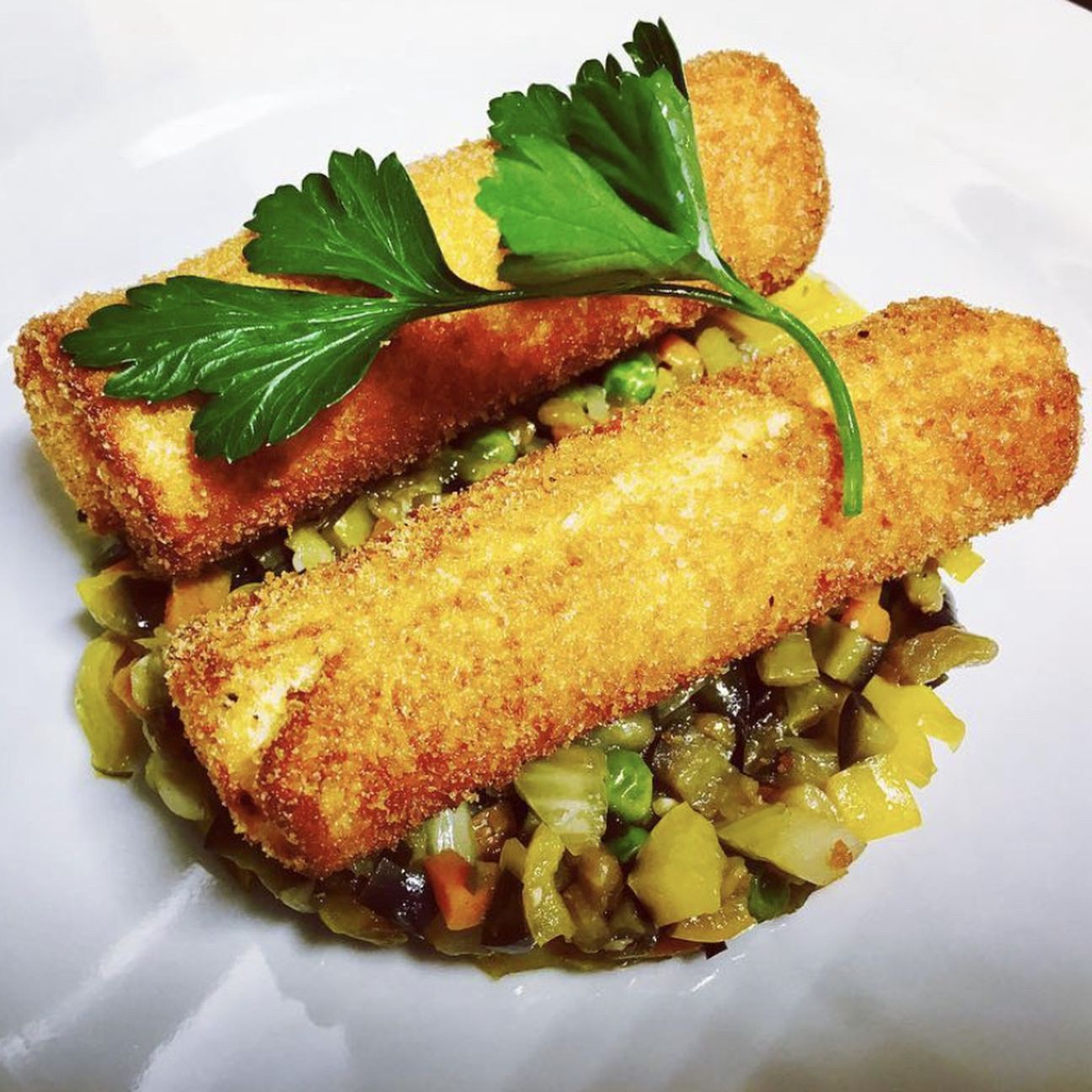 Cannolo di riso croccante agli arachidi
