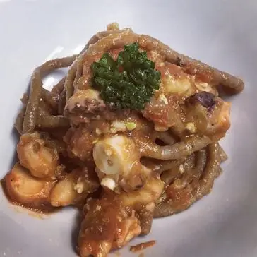 Ricetta Spaghetti integrali al ragù di polpo e pistacchio di Chef-Gabriel.Castellana