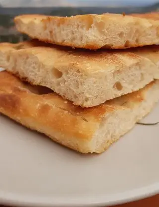 Ricetta Focaccia semplice e croccante di giovipipitone29