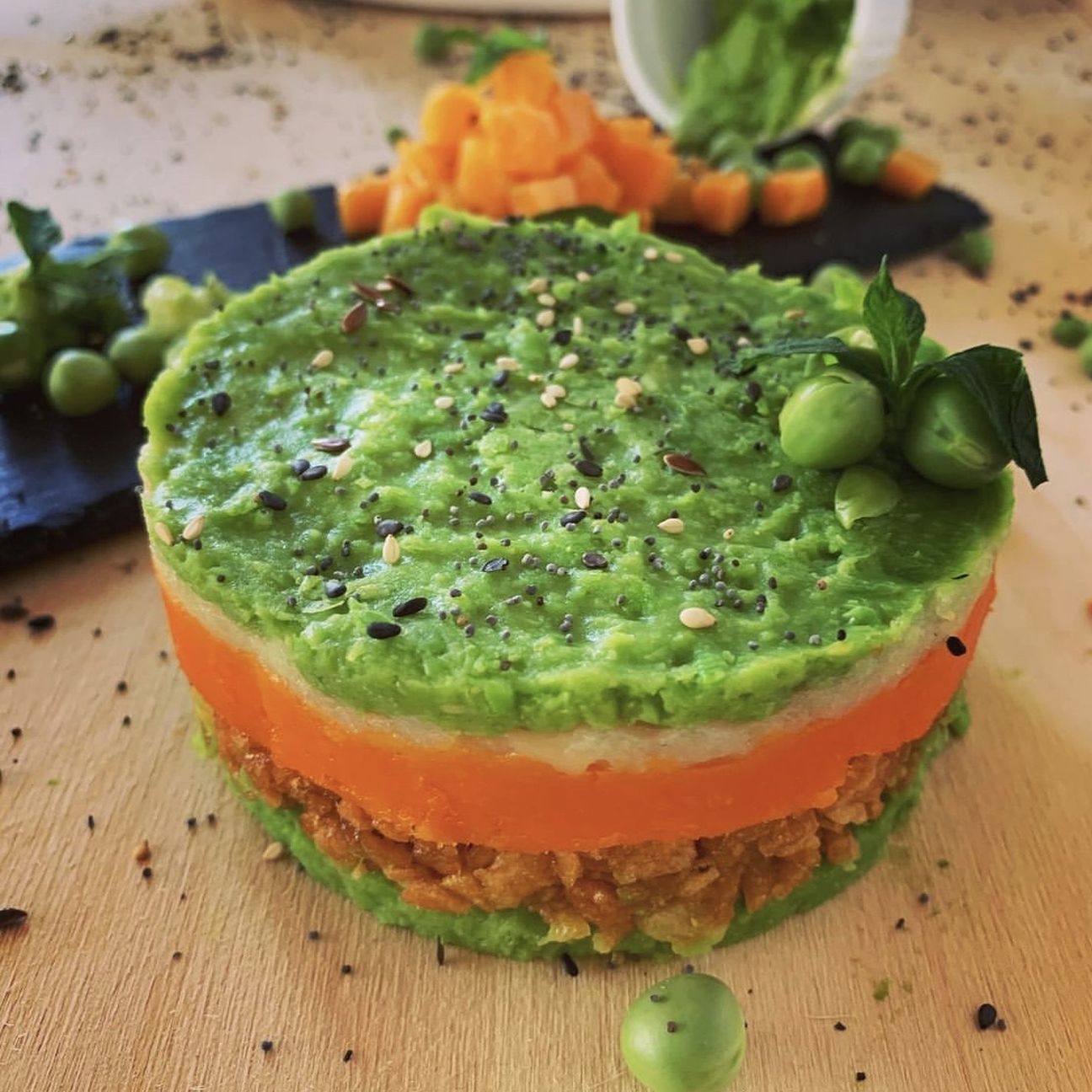 Cheese cake salata di piselli carote e taralli