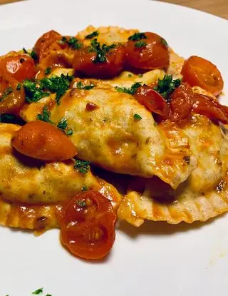 Ricetta Ravioli al farro con ripieno di pesce spada e patate di giantoincucina