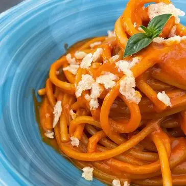 Ricetta Spaghetti al pomodoro di lomagnafoodblog